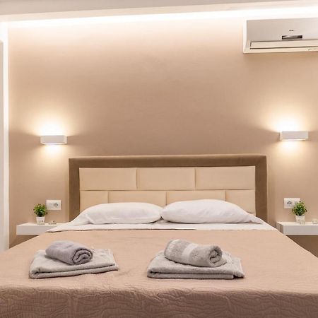Luxury Seaside House With 2 Bathrooms Εξαμίλιο Εξωτερικό φωτογραφία